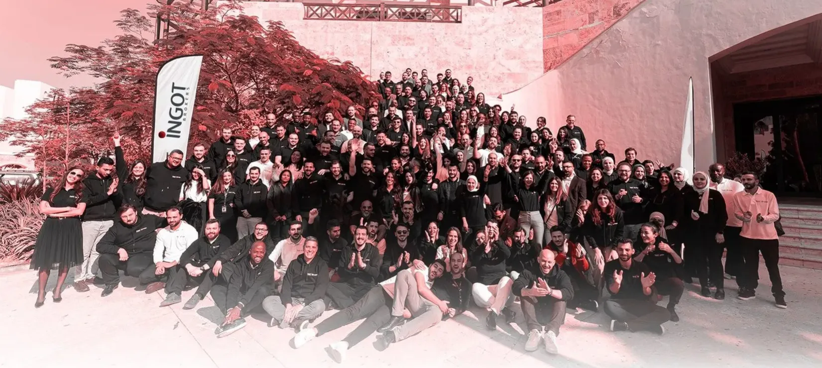 پشتیبانی مشتریان در بروکر اینگات